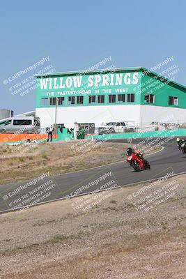 media/Apr-20-2025-AHRMA (Sun) [[393a79c373]]/Race/Group 11 early race/Turn 4b/